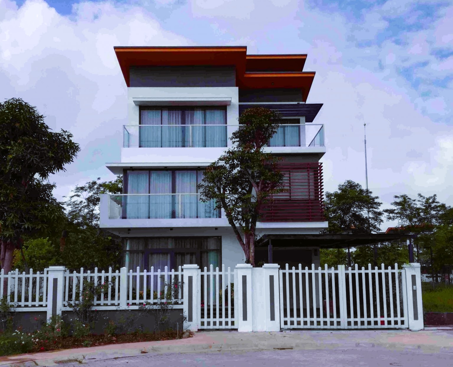 Giá cho thuê biệt thự Gamuda City Yên Sở